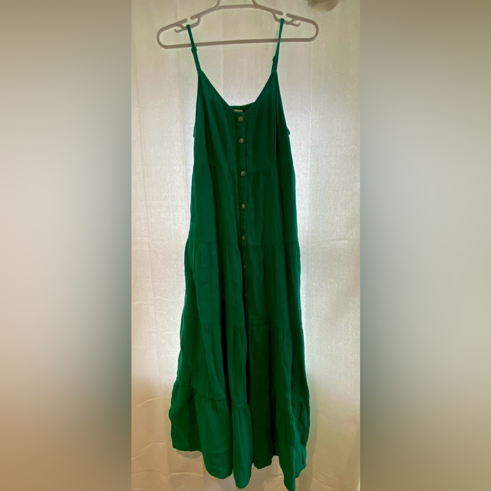 Universal Thread green maxi dress